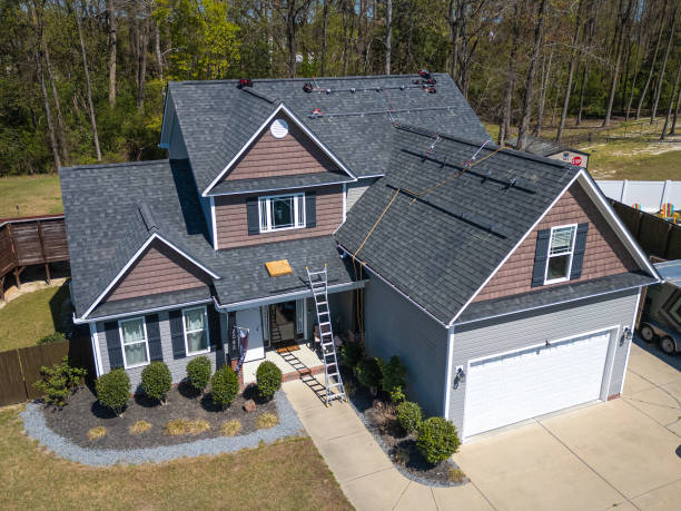 Asphalt Shingles Roofing in Middle Valley, TN